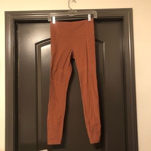 Athleta inclination STASH POCKET MOTO TIGHT in Havana brown leggings